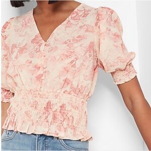 Express Watercolor V-Neck Button Front
Smocked Waist Top Size L